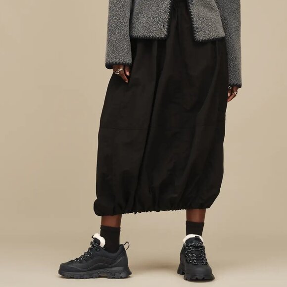 🇨🇦 UGG Women's MetroTrek Hiker - Picture 2 of 6